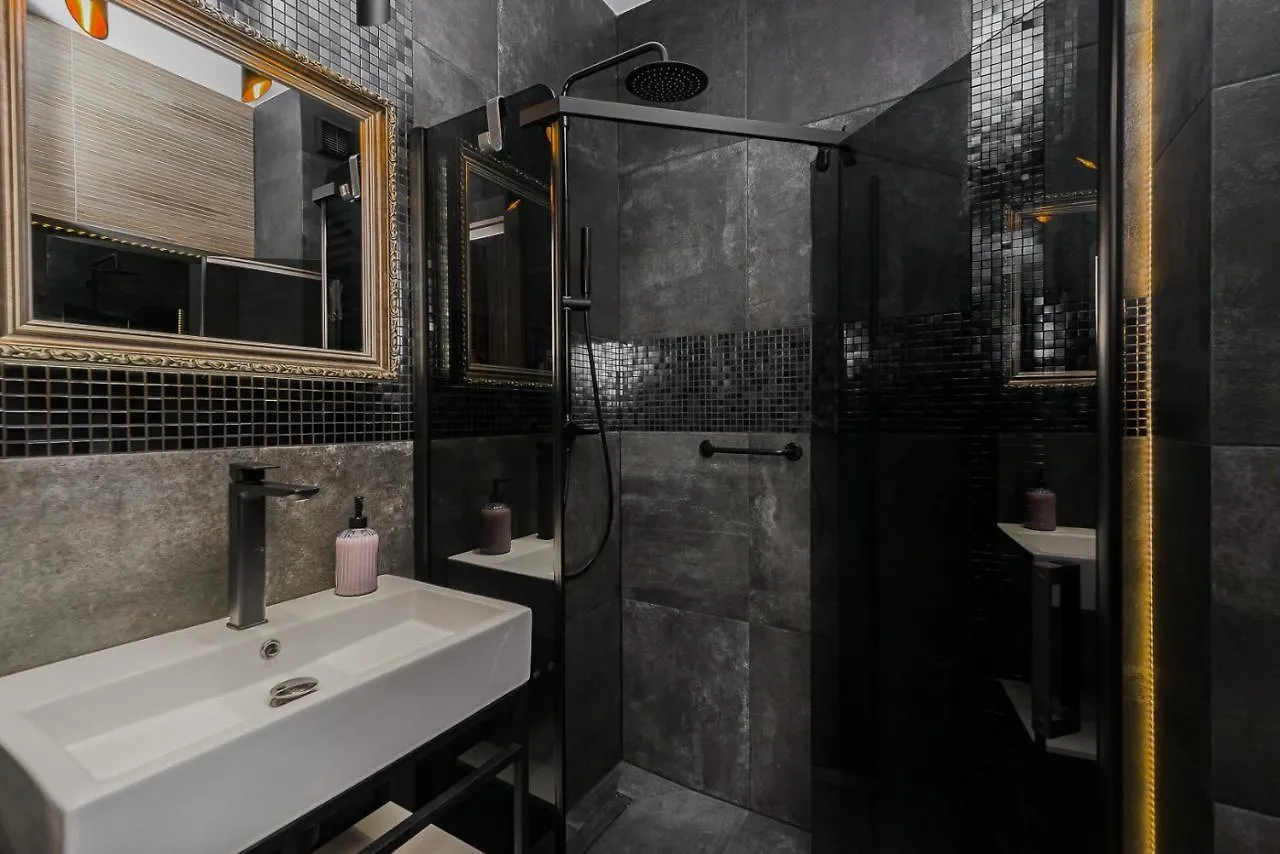Grey Horse Apartment Premium Gdansk 0*,